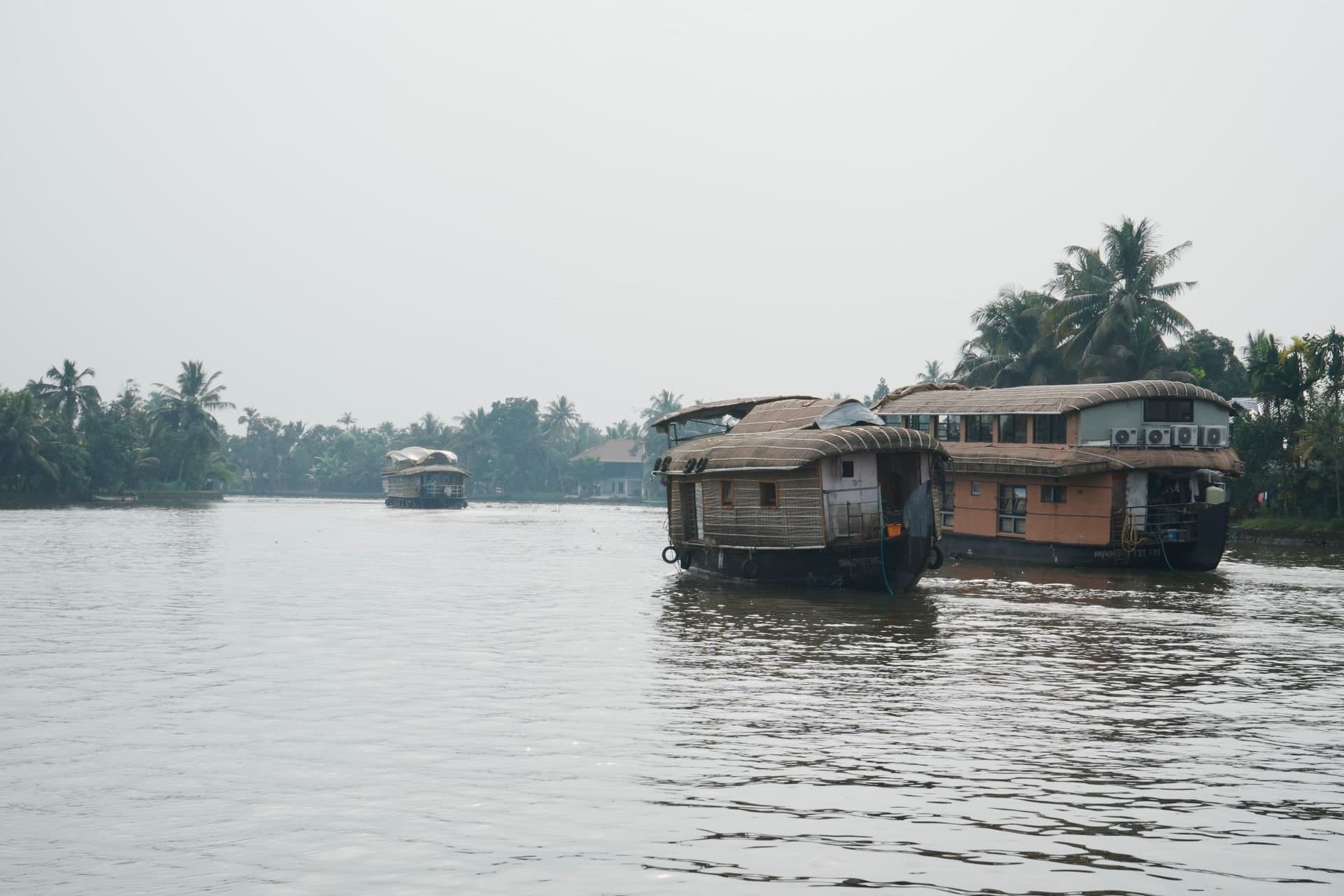 Kochi – Munnar – Alleppeyy – Kochi